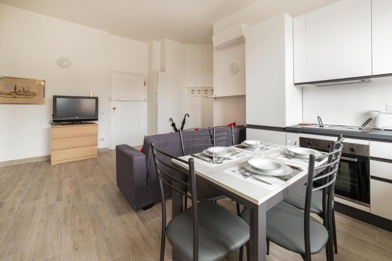 Sant'Ambrogio Bright Apartment With Terrace Milano Exteriör bild